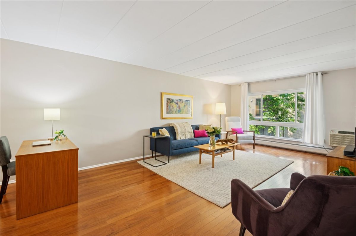 203 N Kenilworth Avenue Unit: 3F