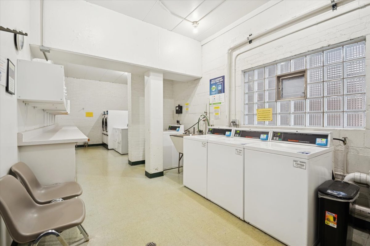 203 N Kenilworth Avenue Unit: 3F