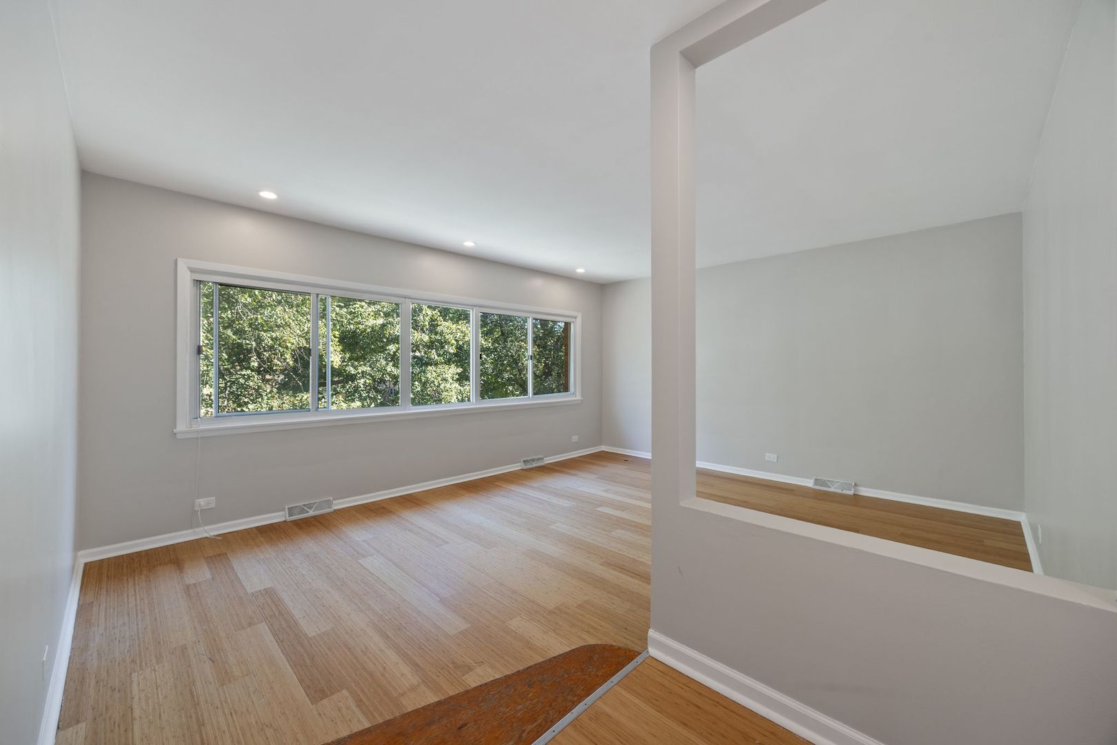 8822 Forestview Road