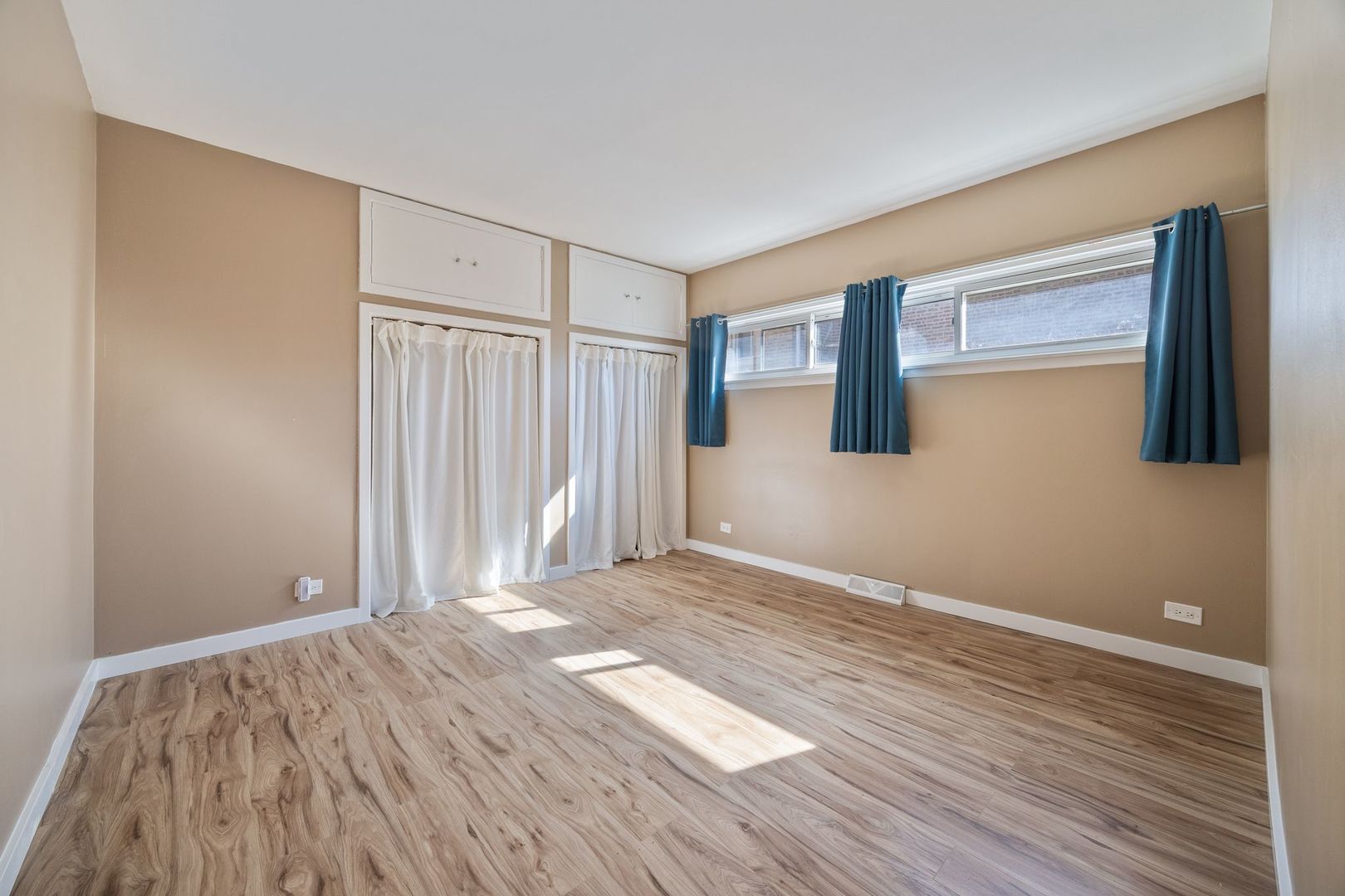 8822 Forestview Road