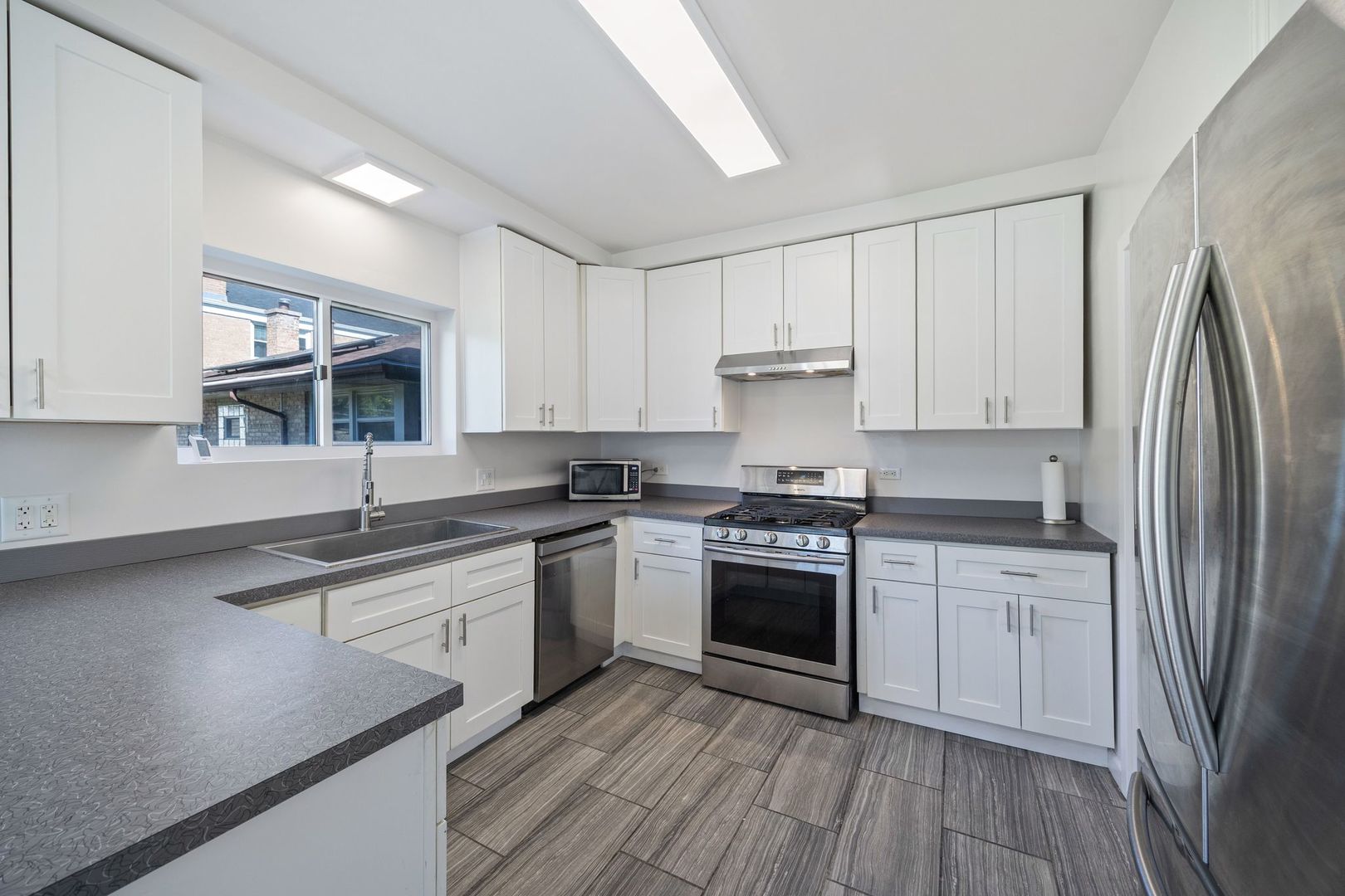 8822 Forestview Road