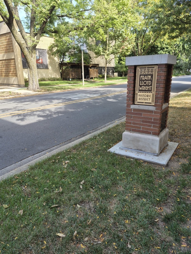 1040 Ontario Street Unit: 3H