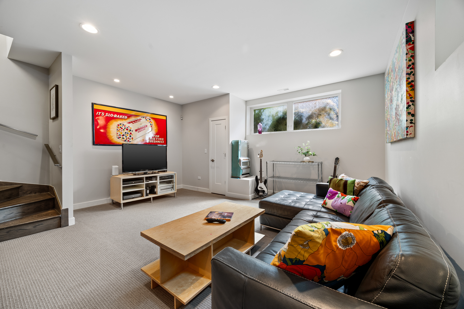 3566 W Palmer Street