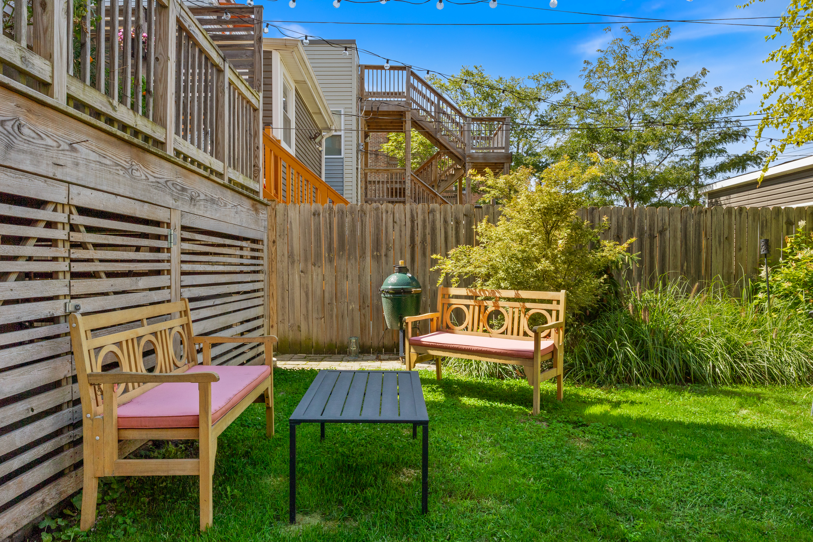 3566 W Palmer Street