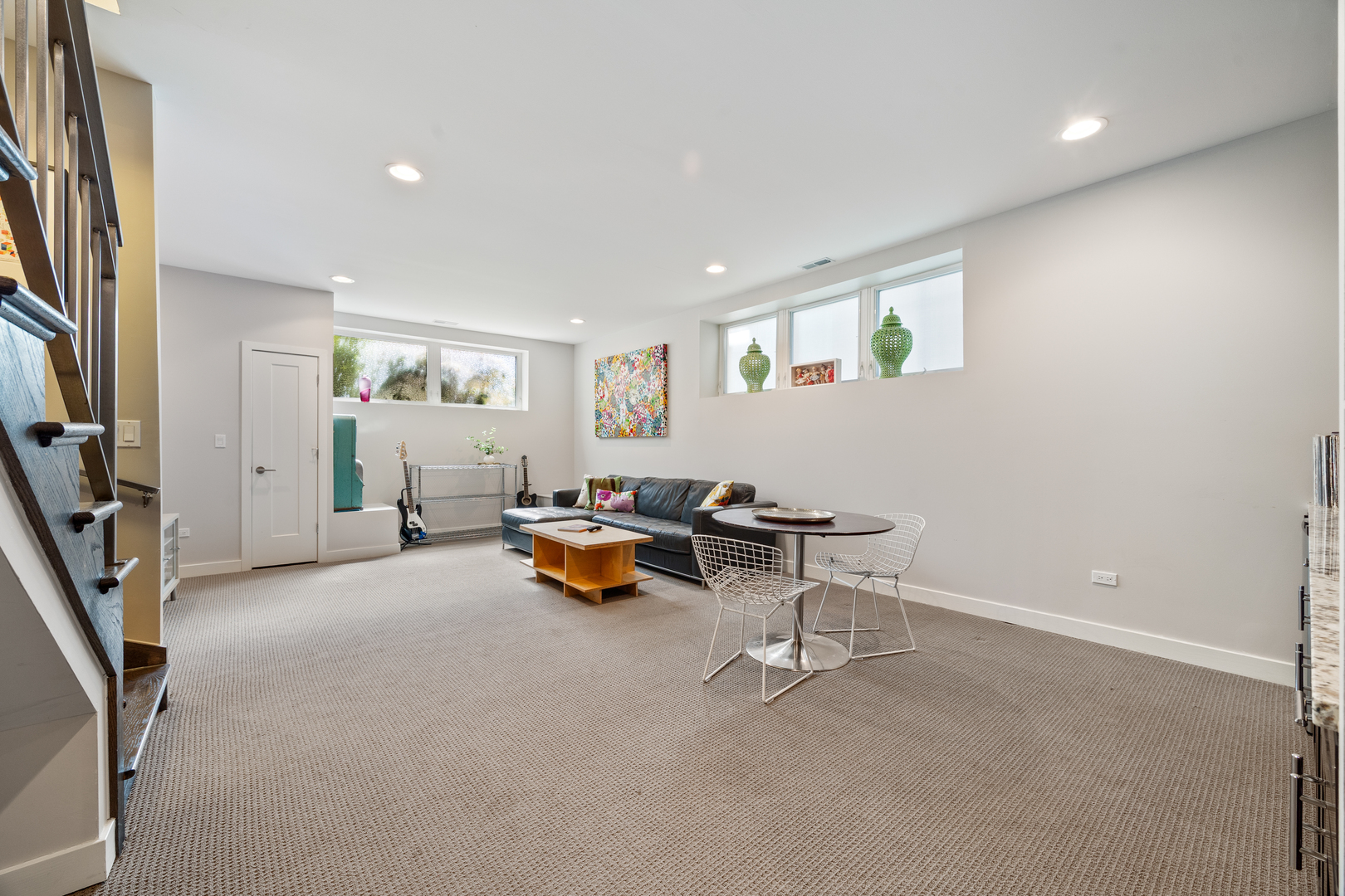 3566 W Palmer Street