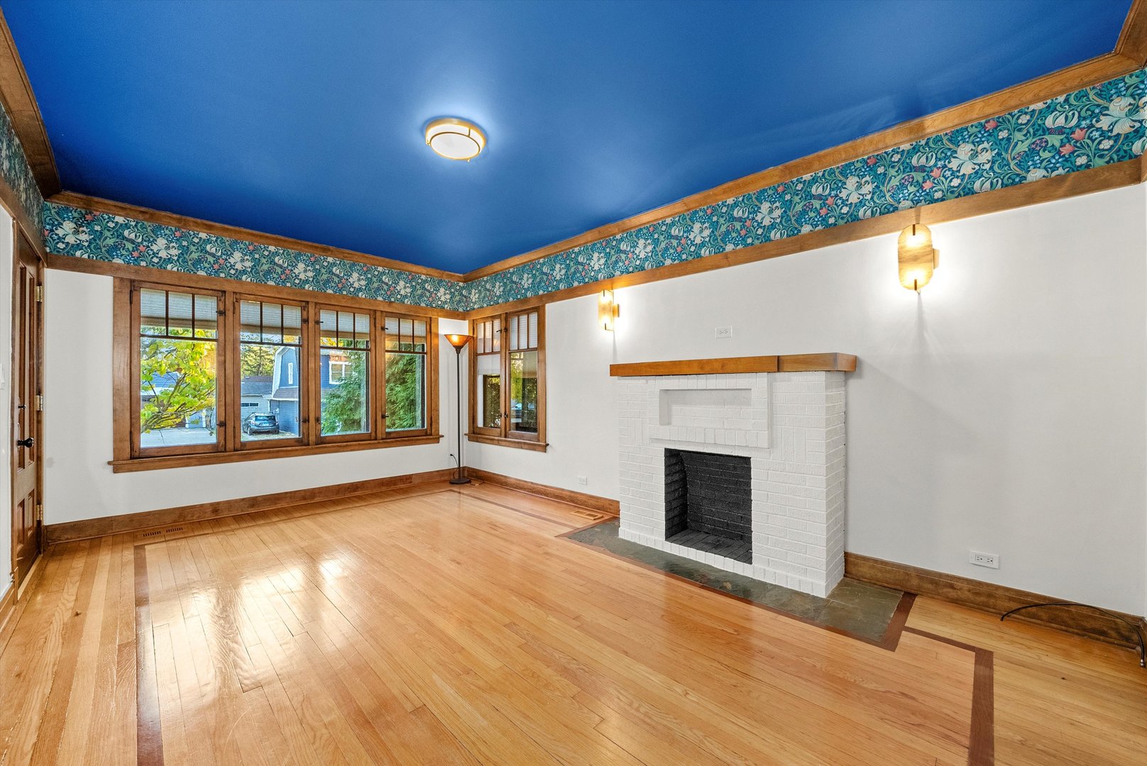 1038 Division Street