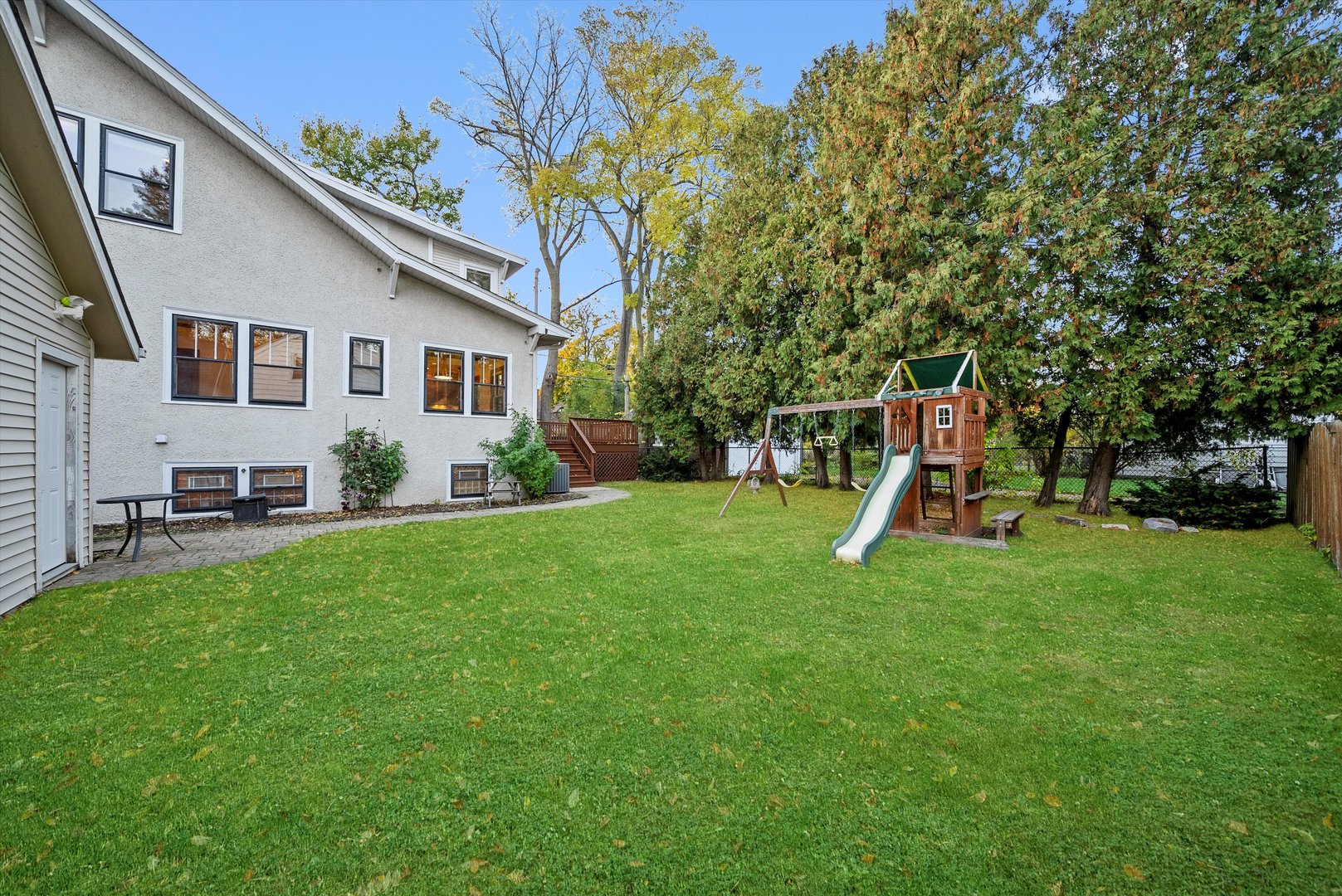 1038 Division Street