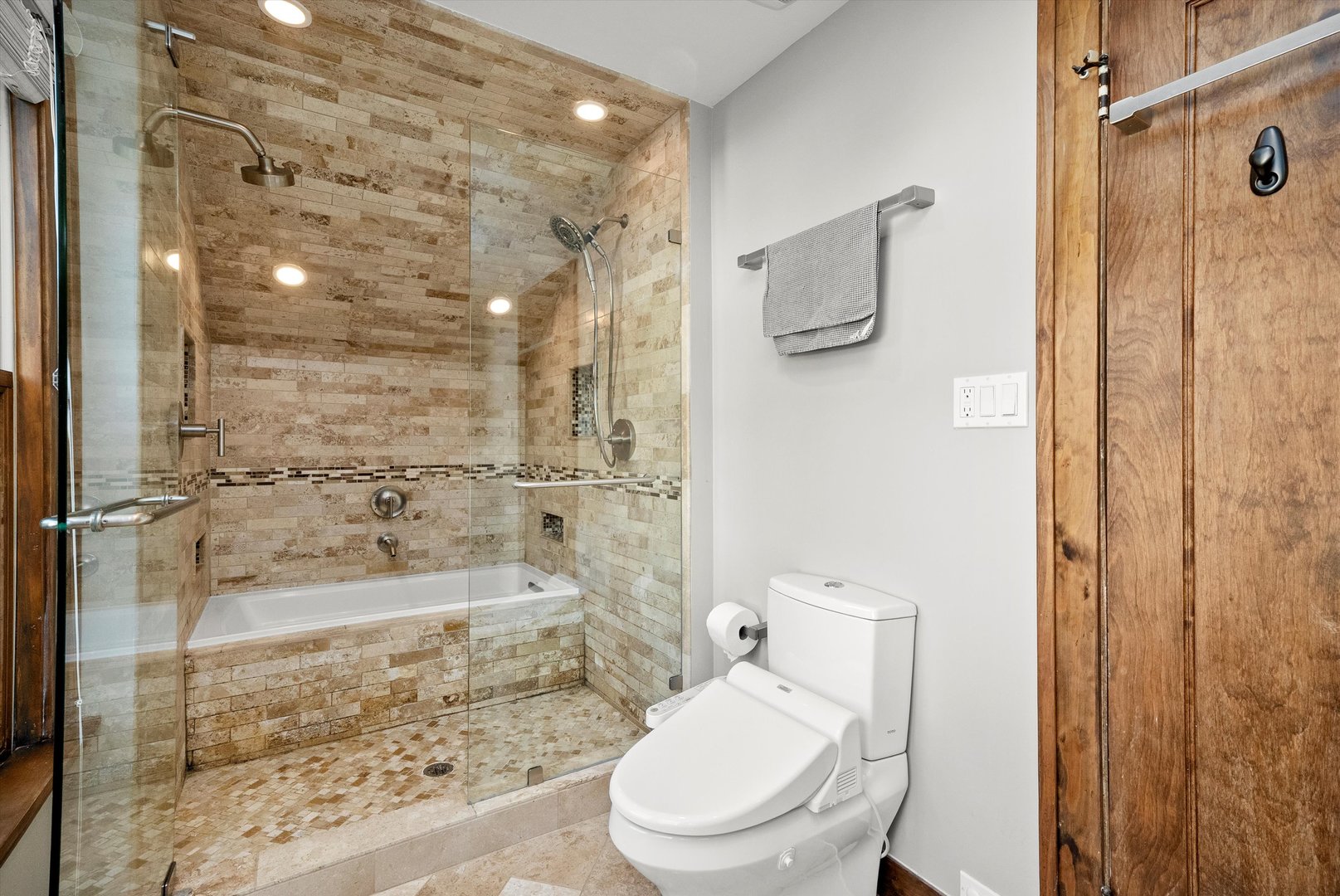 1038 Division Street