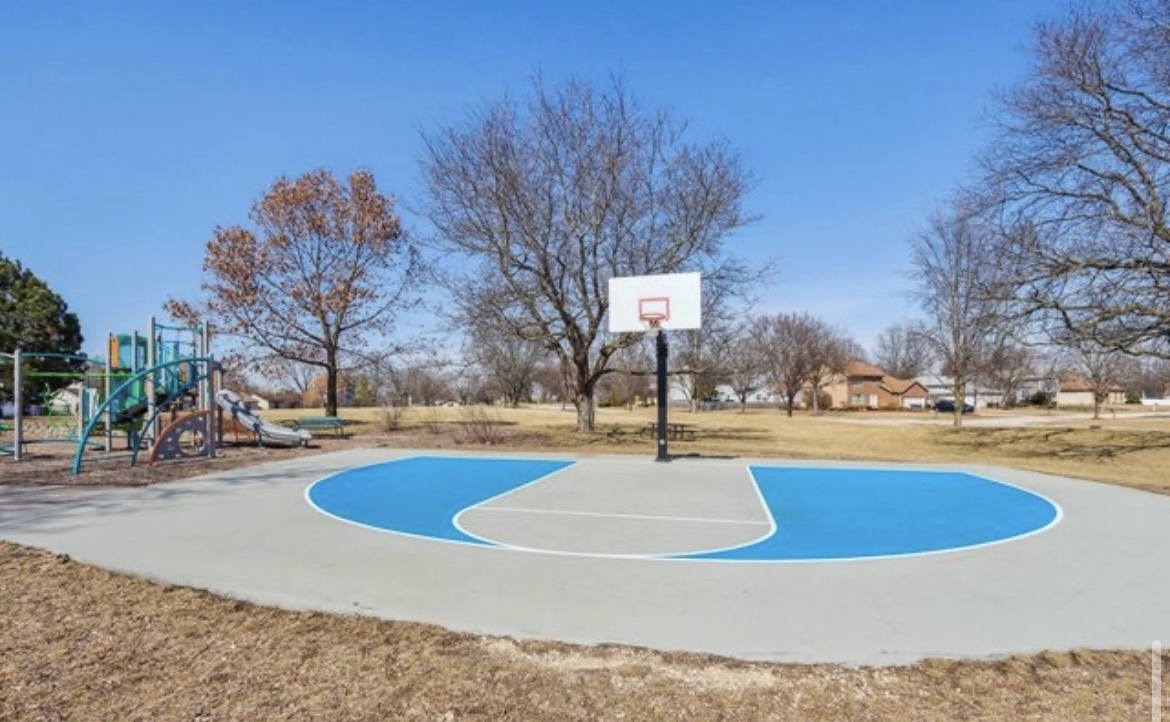 1105 Sandpiper Court