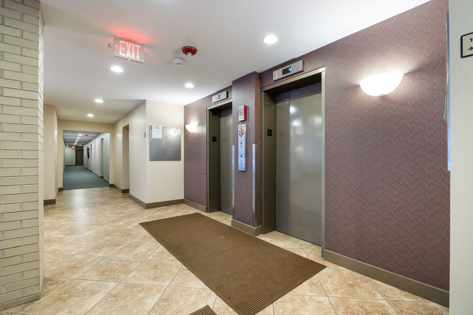 221 N Kenilworth Avenue Unit: 208