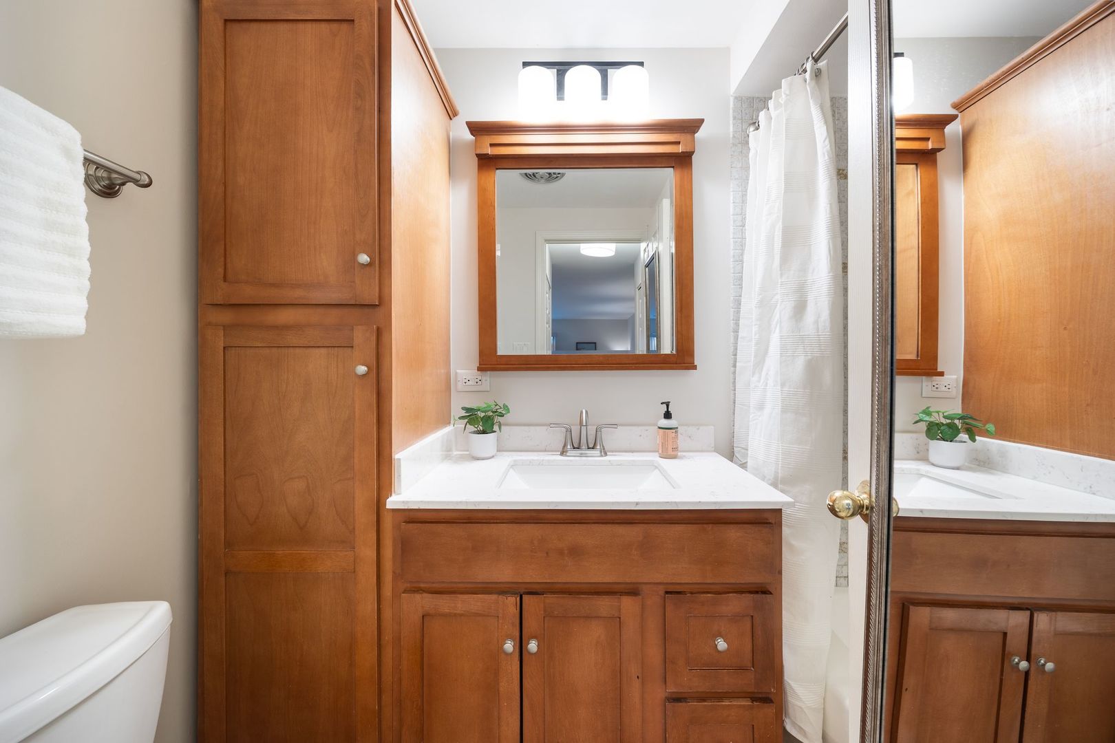 221 N Kenilworth Avenue Unit: 208