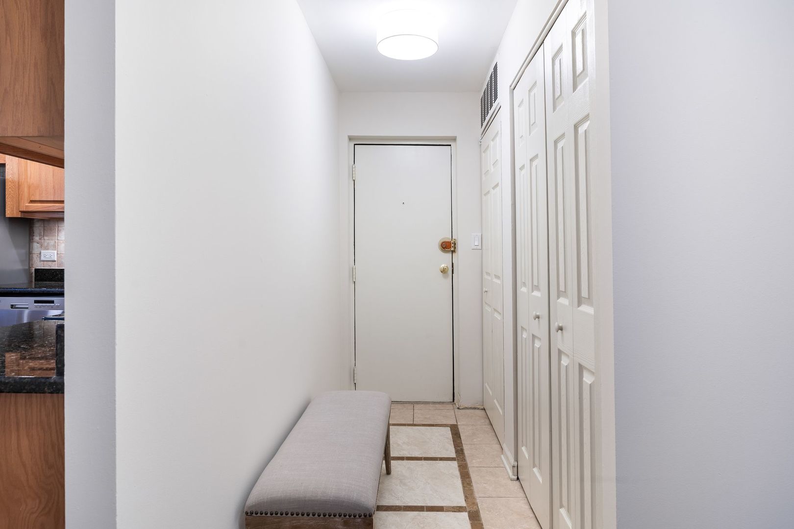 221 N Kenilworth Avenue Unit: 208