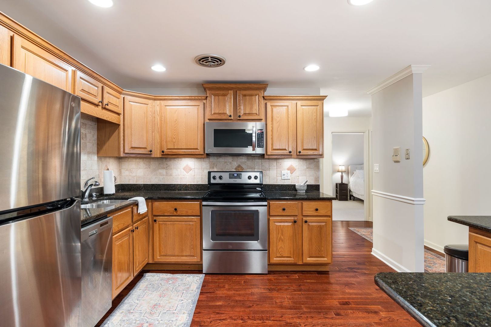 221 N Kenilworth Avenue Unit: 208