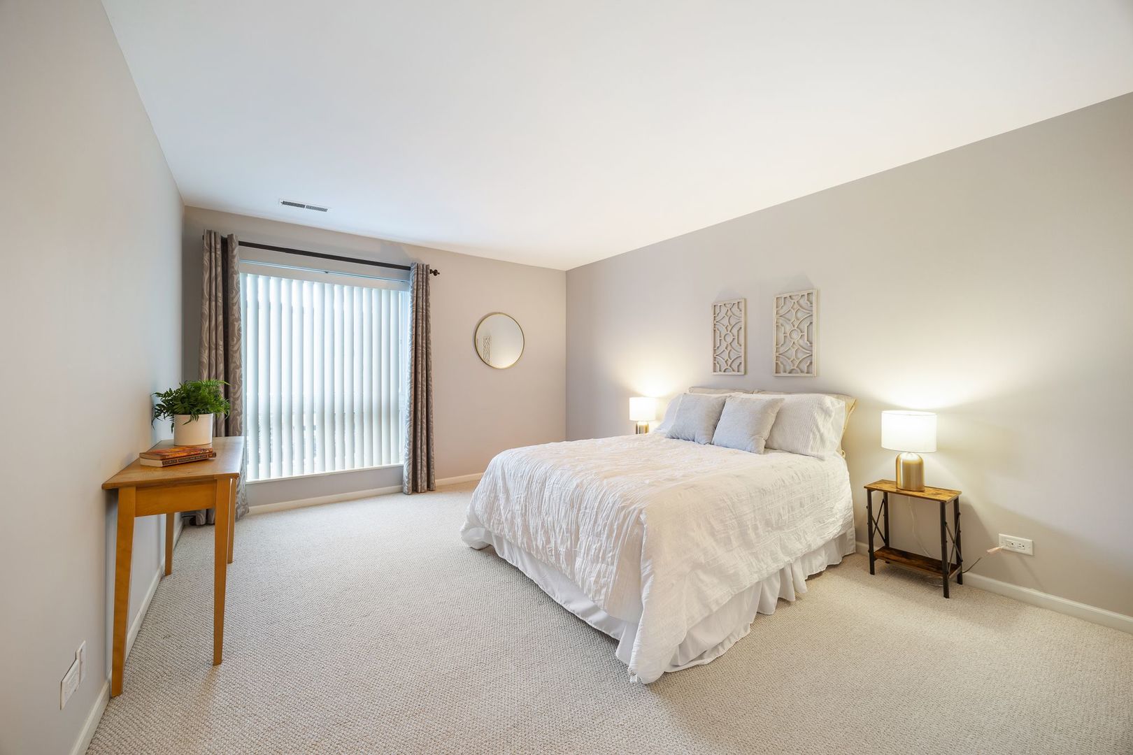 221 N Kenilworth Avenue Unit: 208