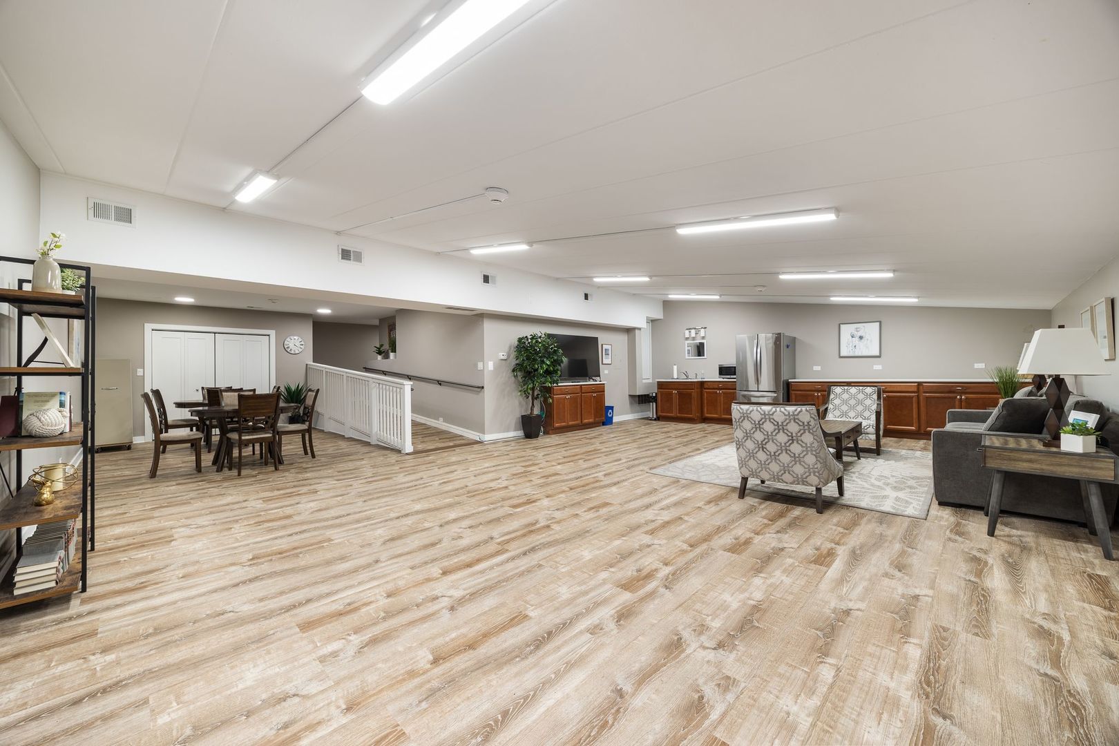 221 N Kenilworth Avenue Unit: 208