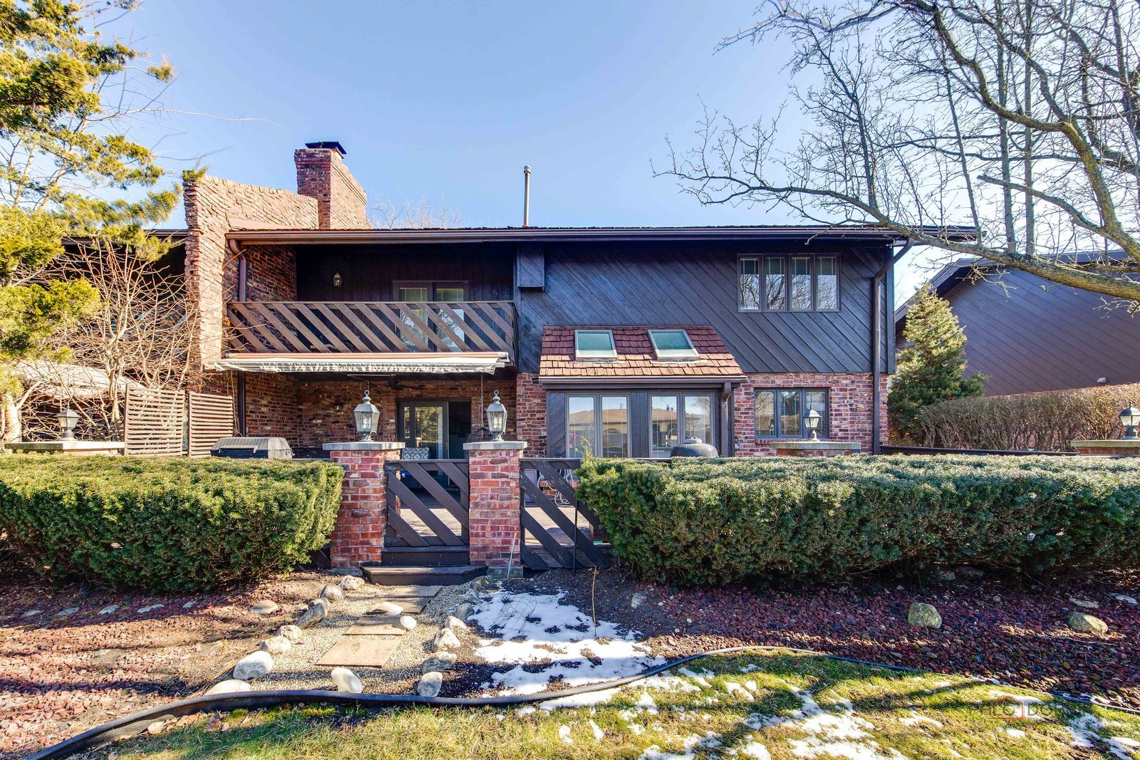 8 Lucas Drive
