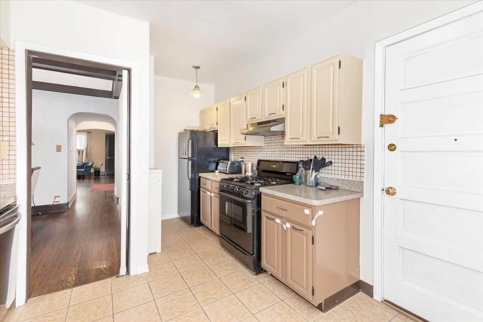 809 Washington Boulevard Unit: 2