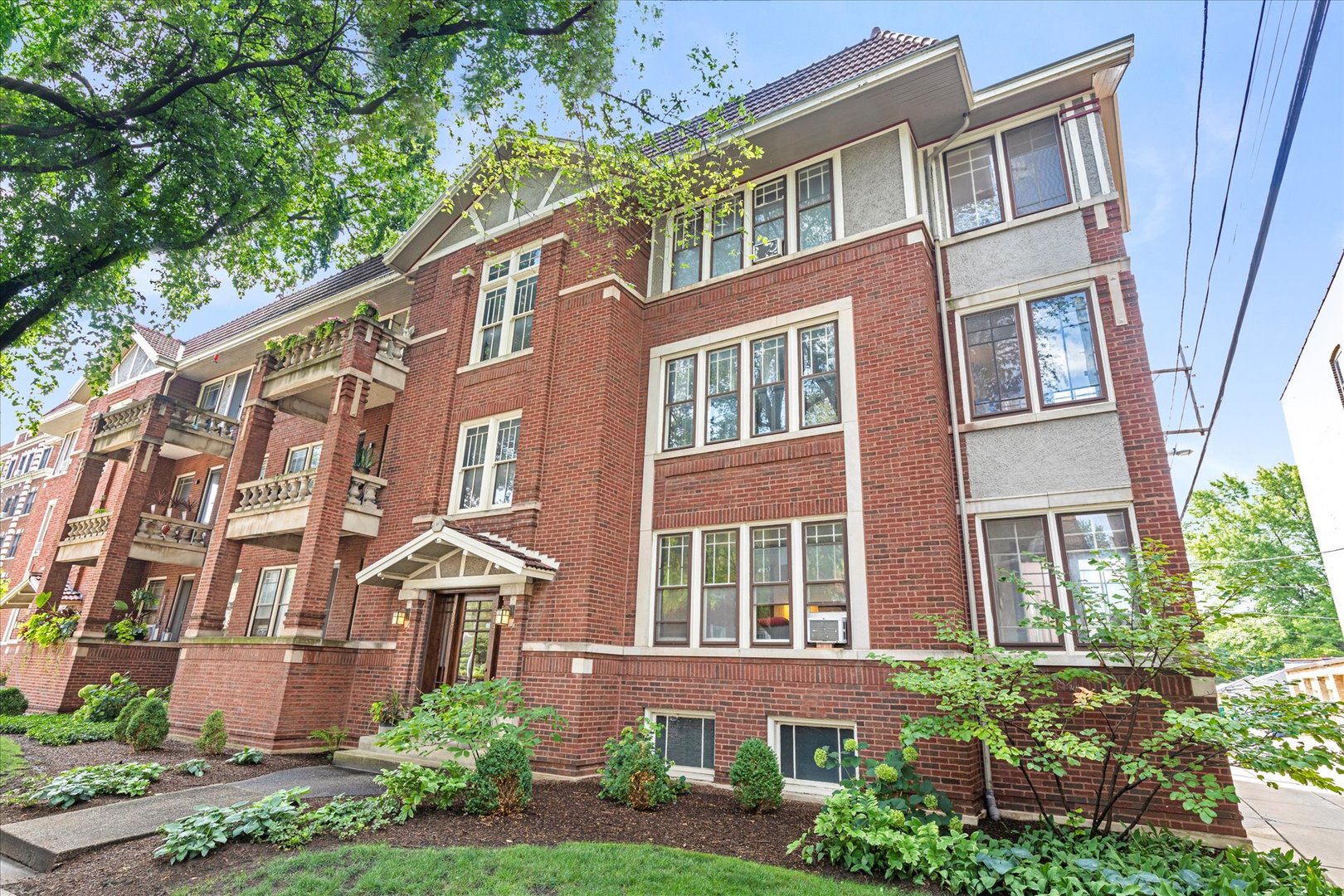 809 Washington Boulevard Unit: 2