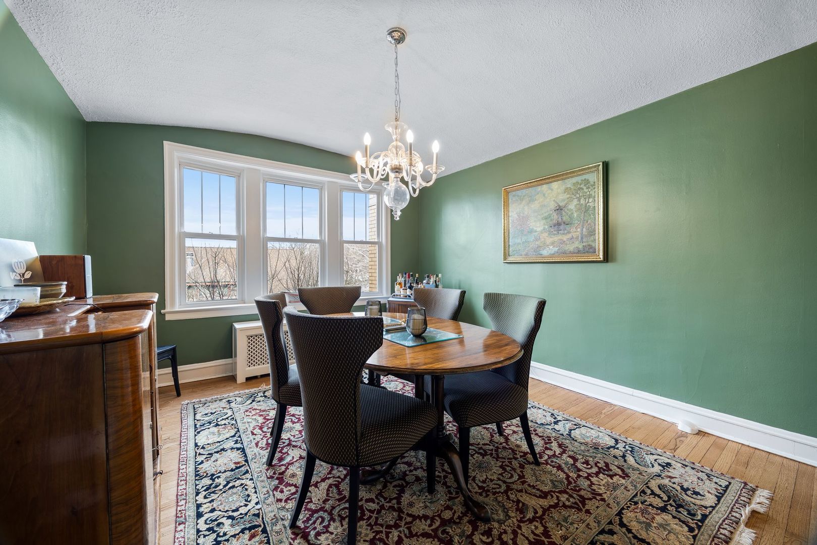 227 N Grove Avenue Unit: 3