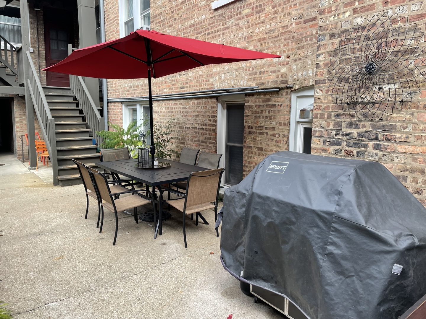 227 N Grove Avenue Unit: 3