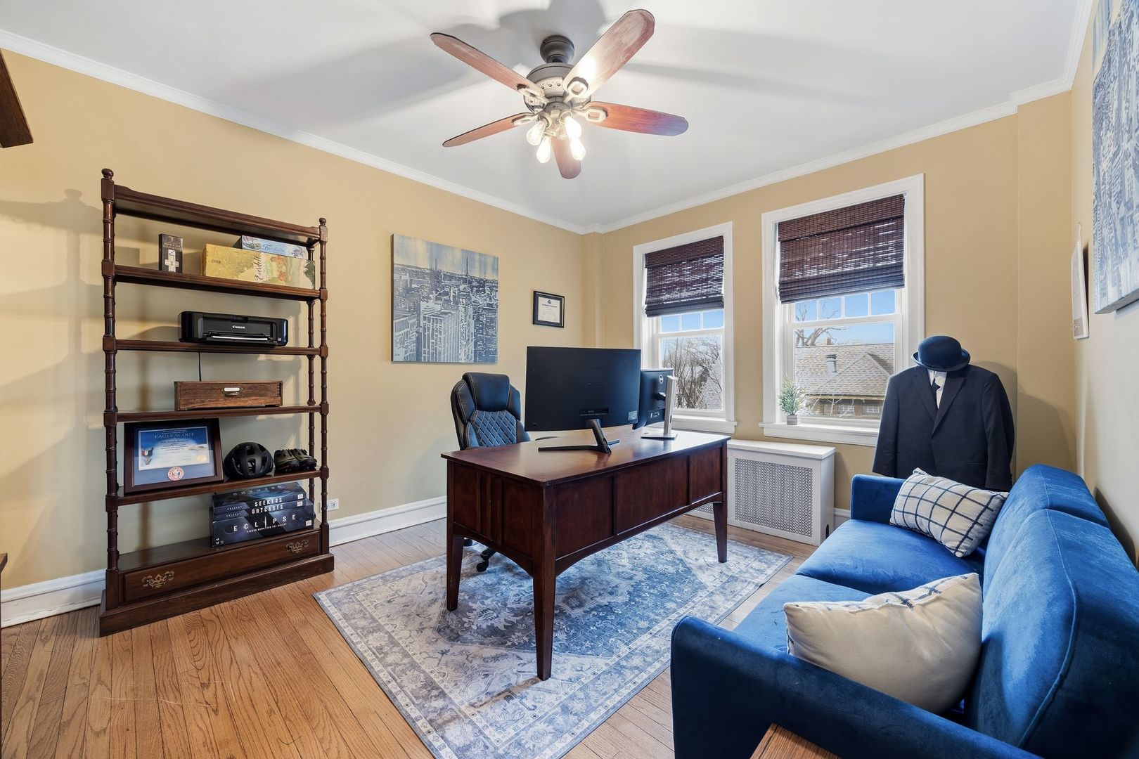 227 N Grove Avenue Unit: 3