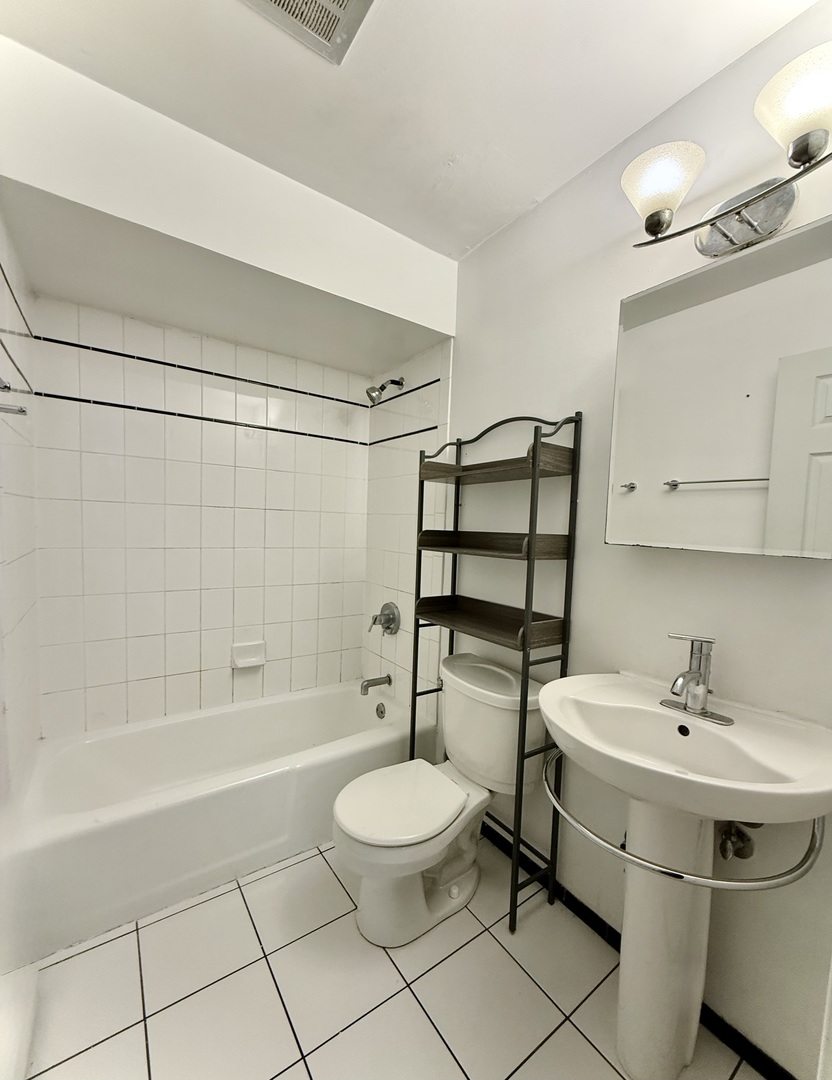 317 WISCONSIN Avenue Unit: 1A