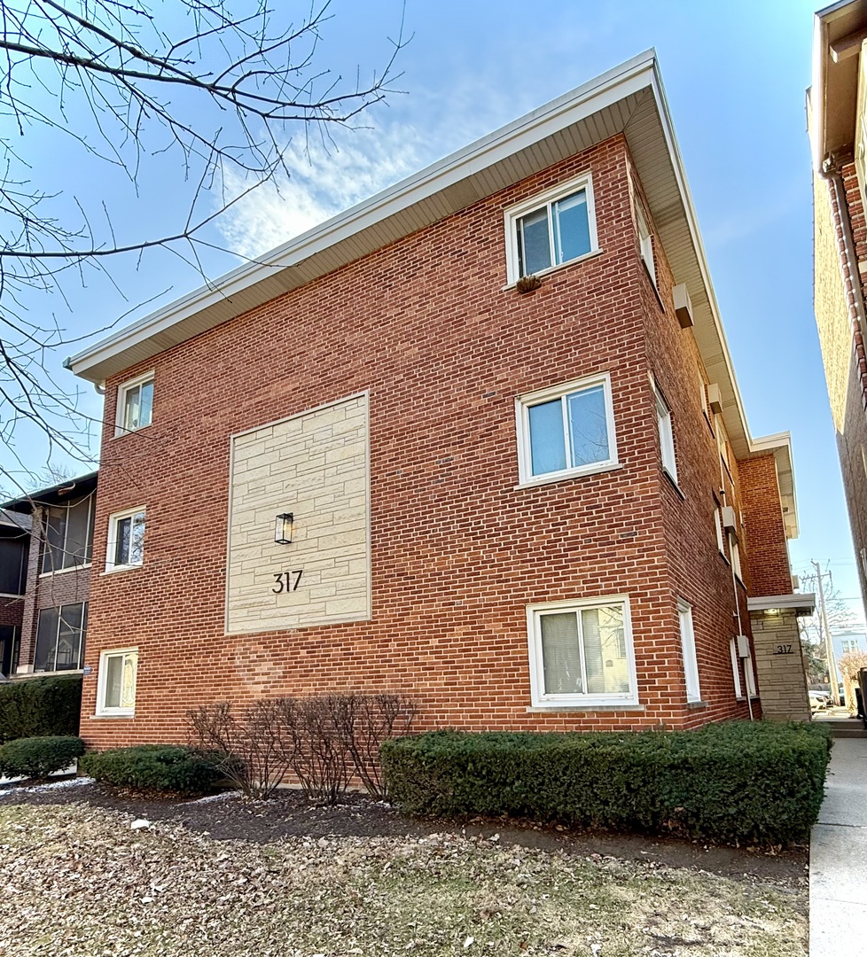 317 WISCONSIN Avenue Unit: 1A