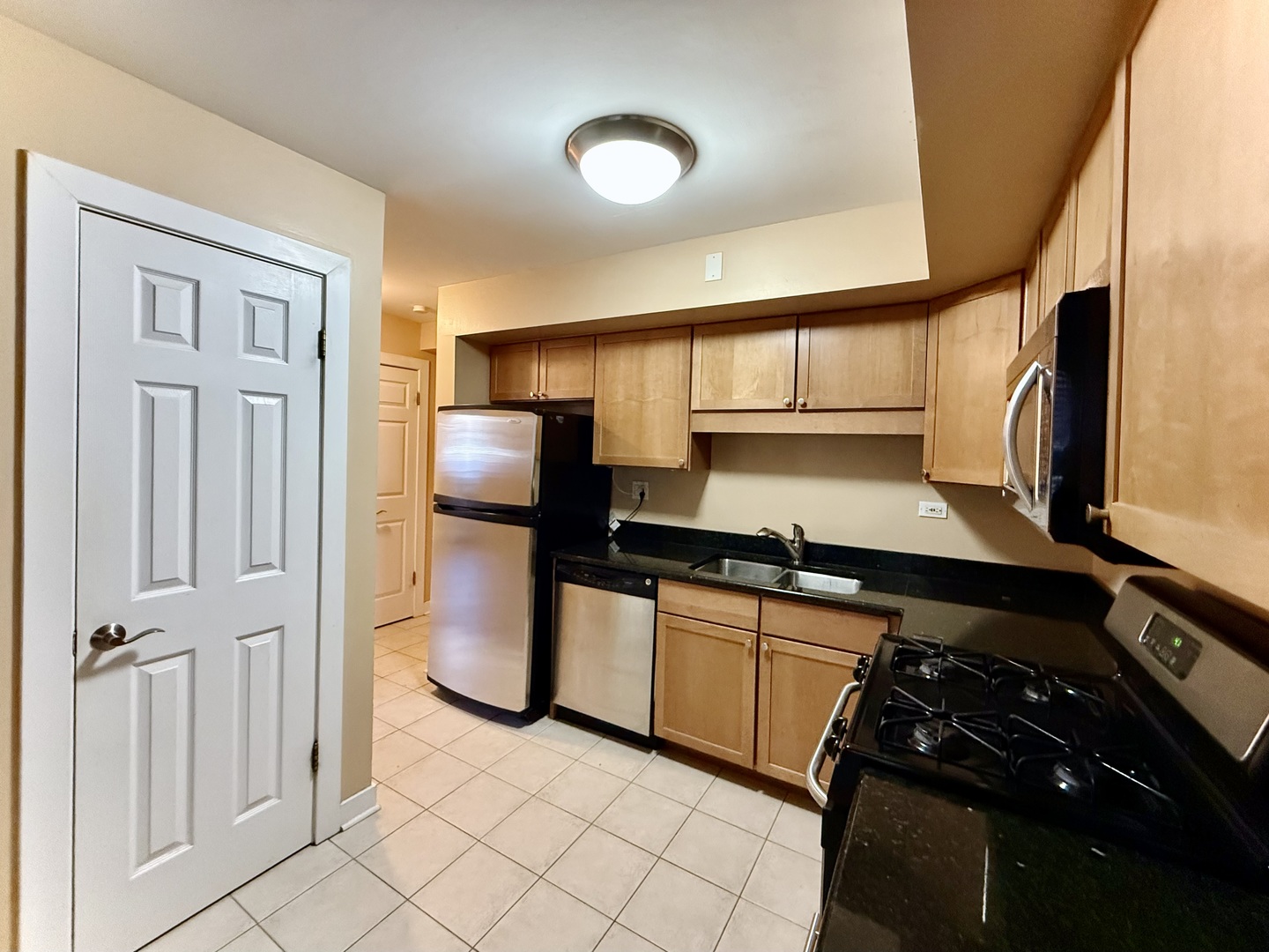 317 WISCONSIN Avenue Unit: 1A