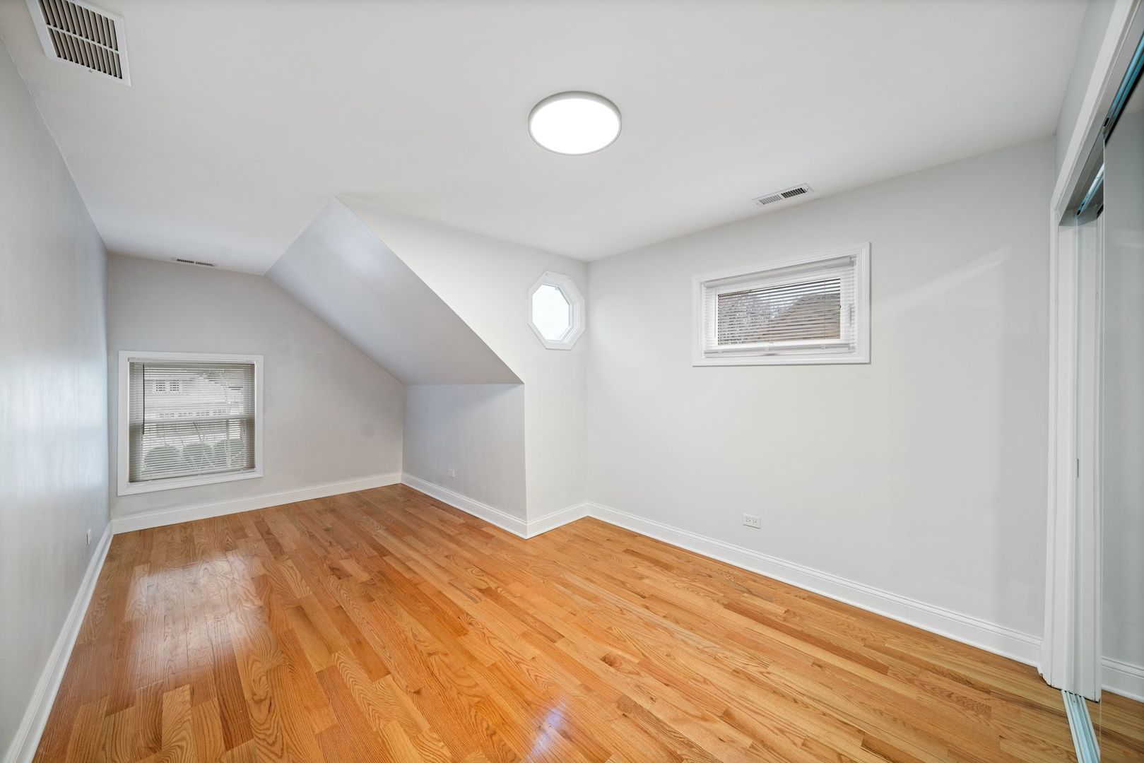 921 N Humphrey Avenue