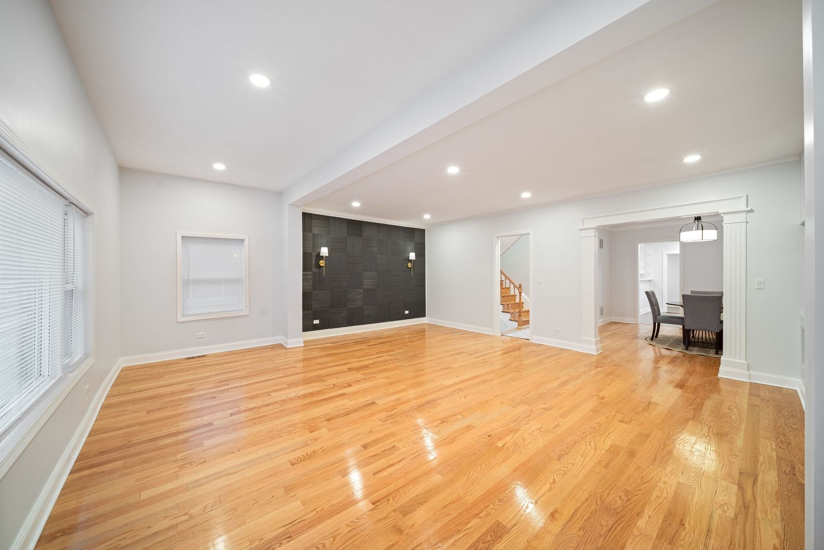 921 N Humphrey Avenue