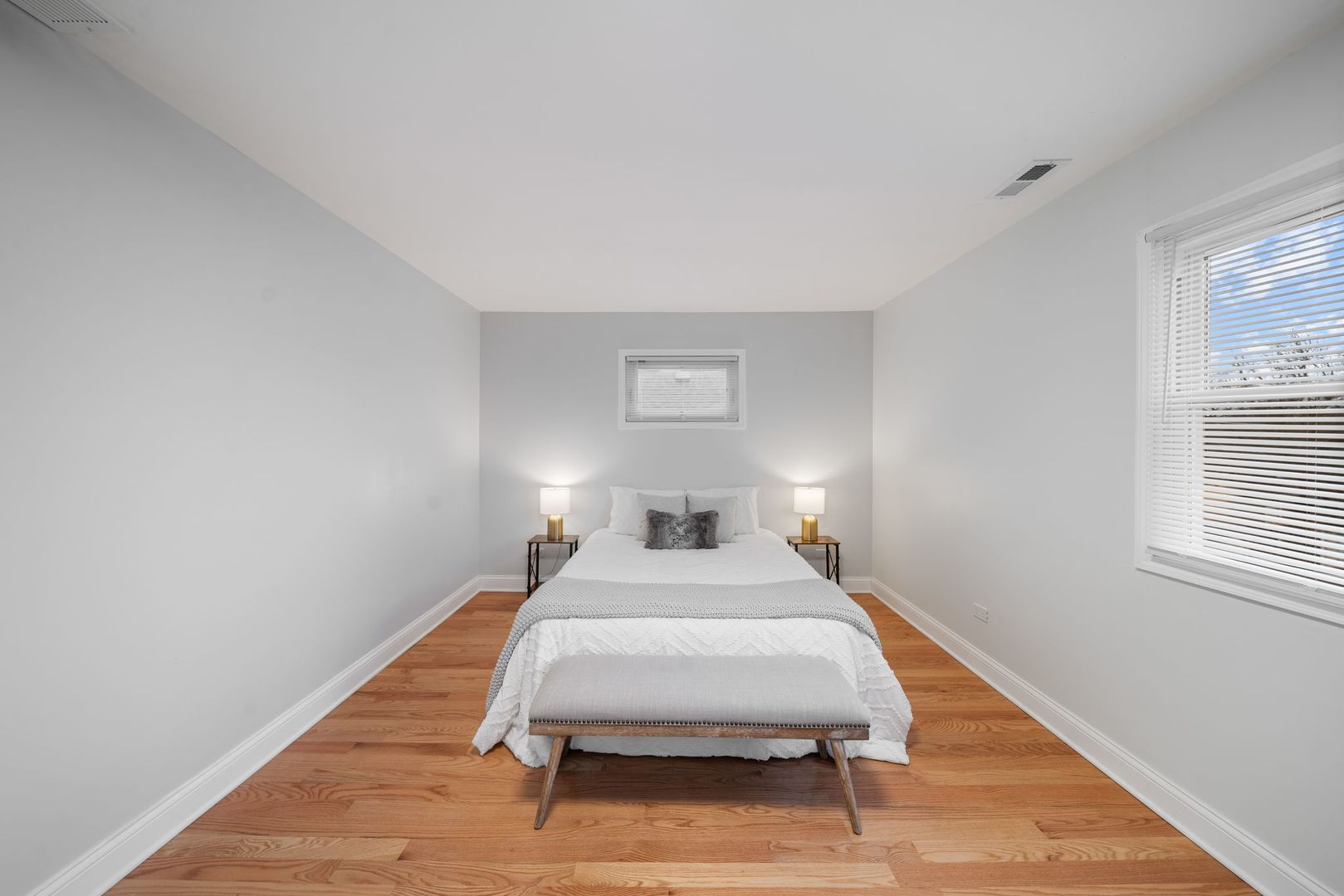 921 N Humphrey Avenue