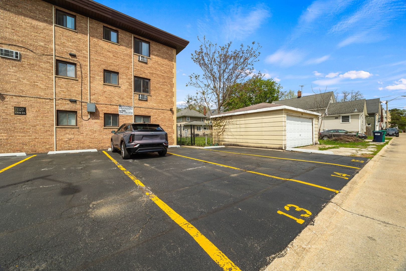1127 Erie Street Unit: 1A