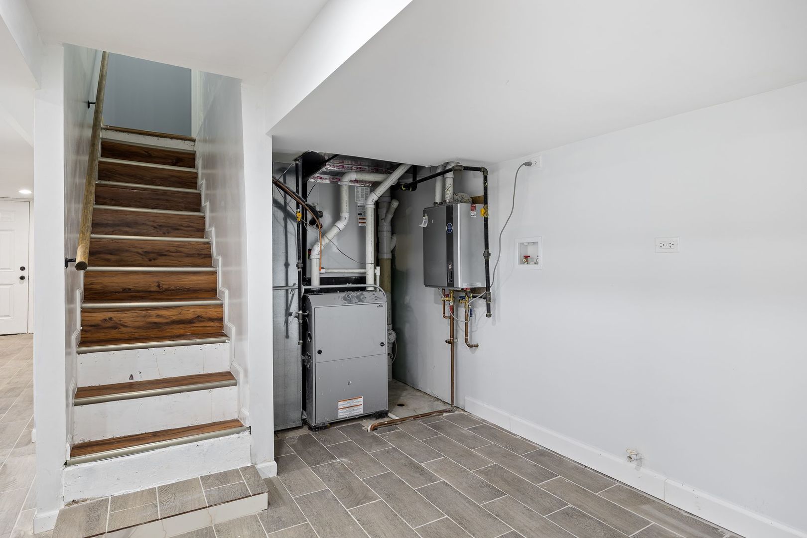 1132 N Waller Avenue