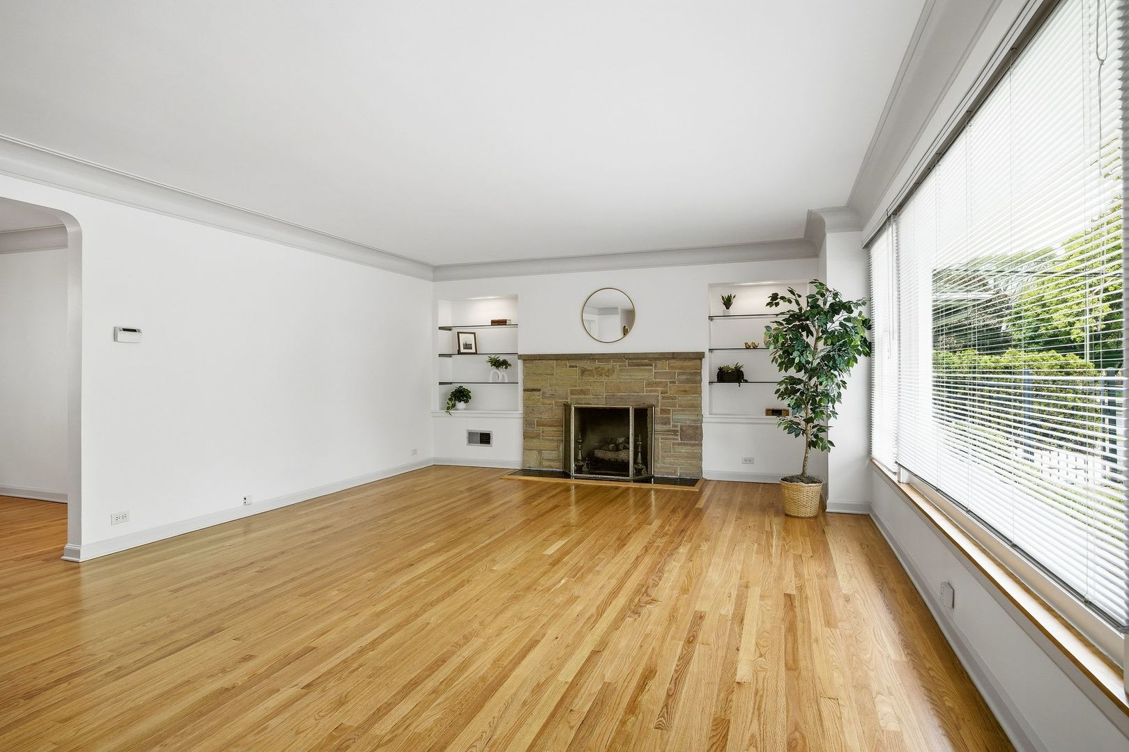 1758 N Natoma Avenue