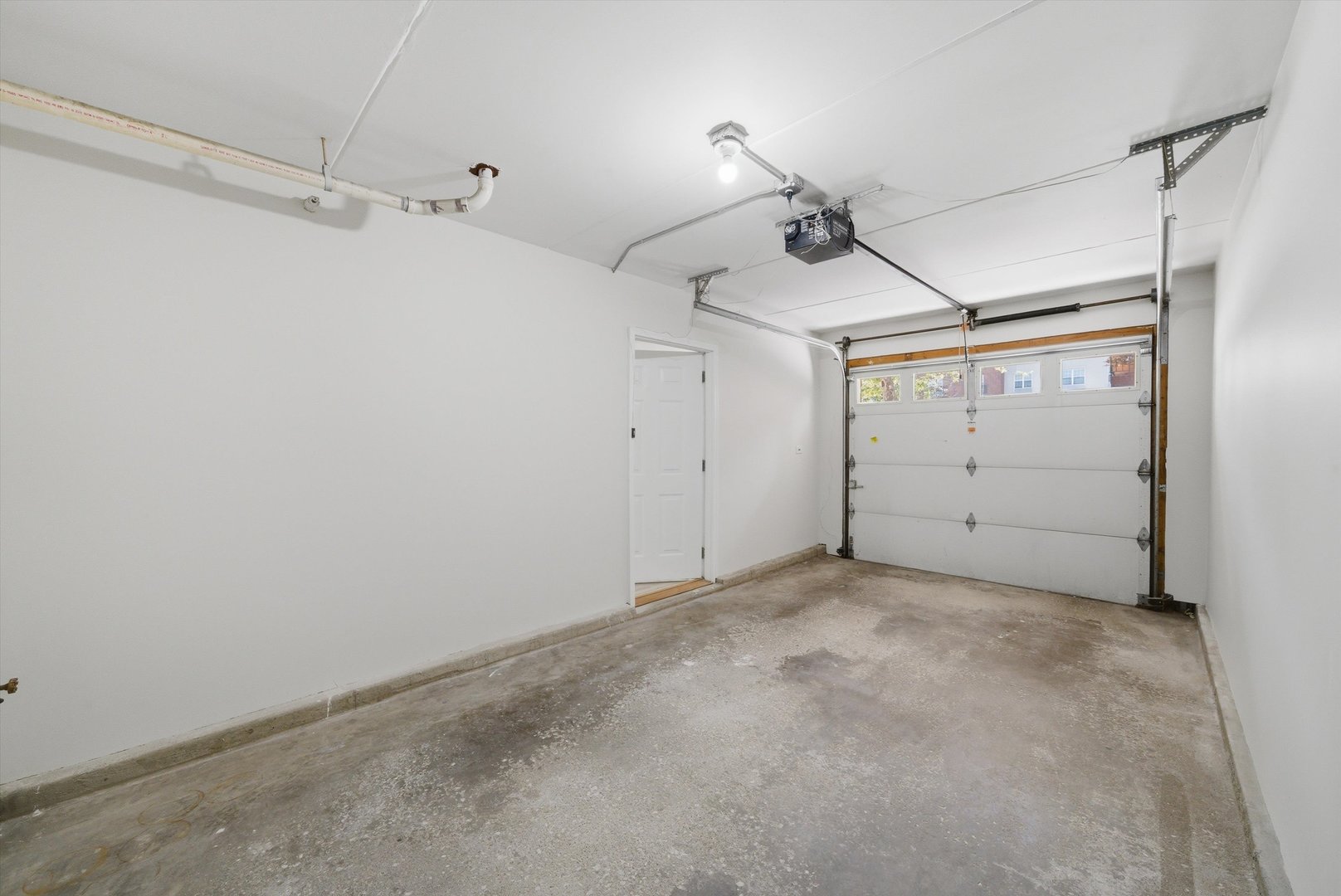 1038 Susan Collin Lane