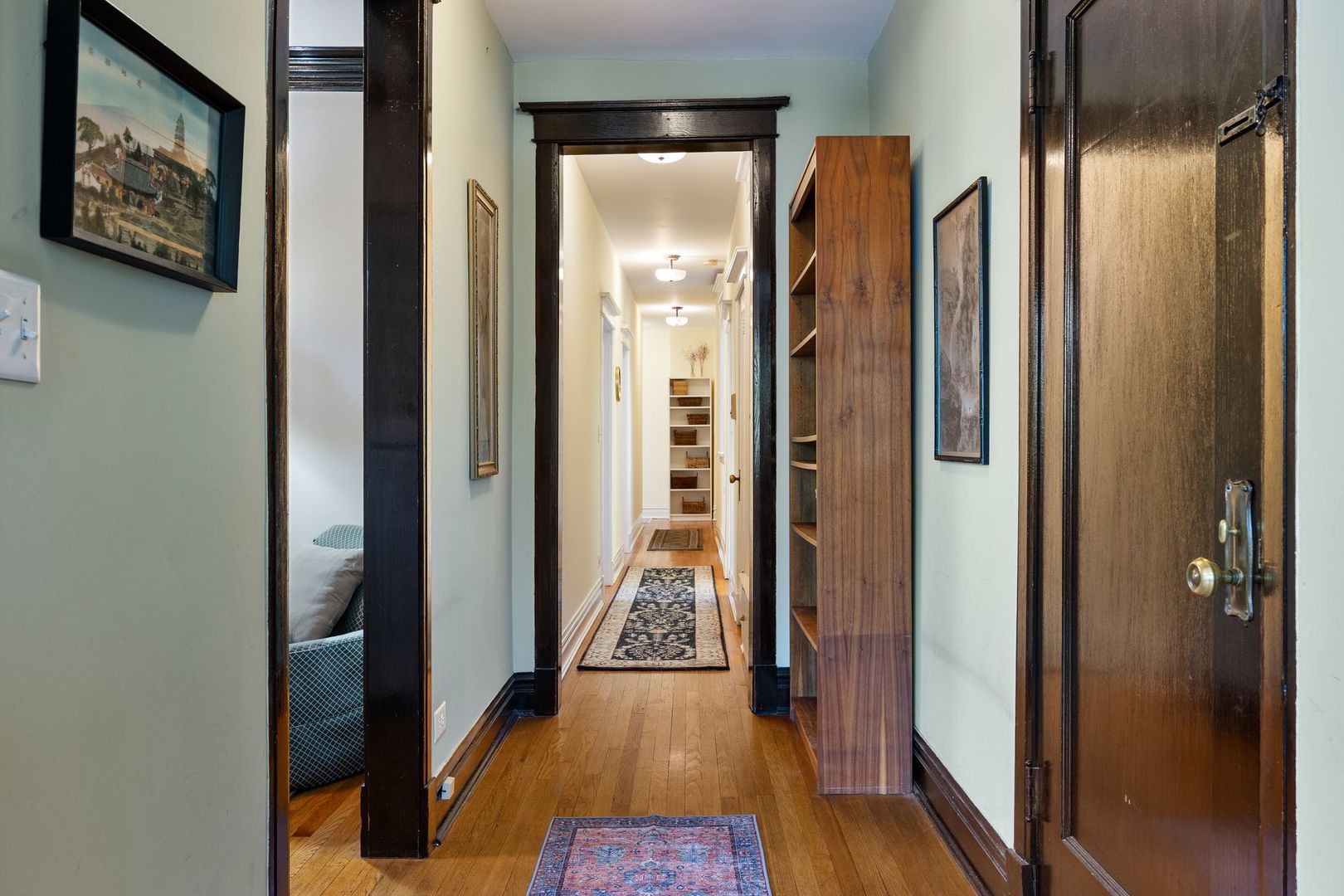 711 Washington Boulevard Unit: 2E