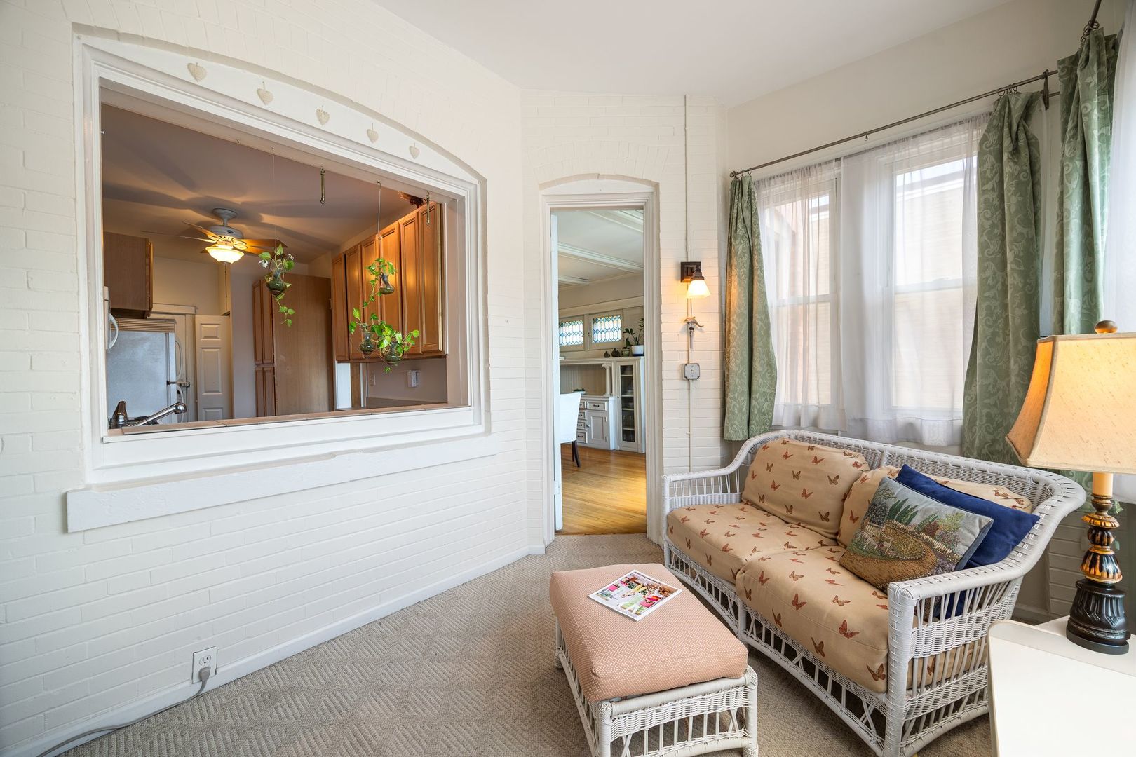 711 Washington Boulevard Unit: 2E