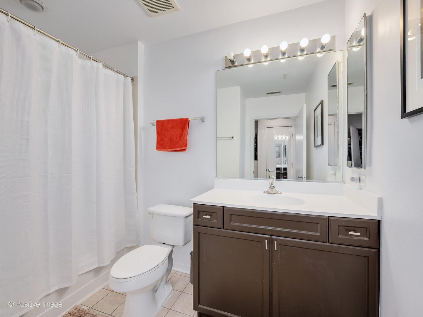 125 N Euclid Avenue Unit: 204
