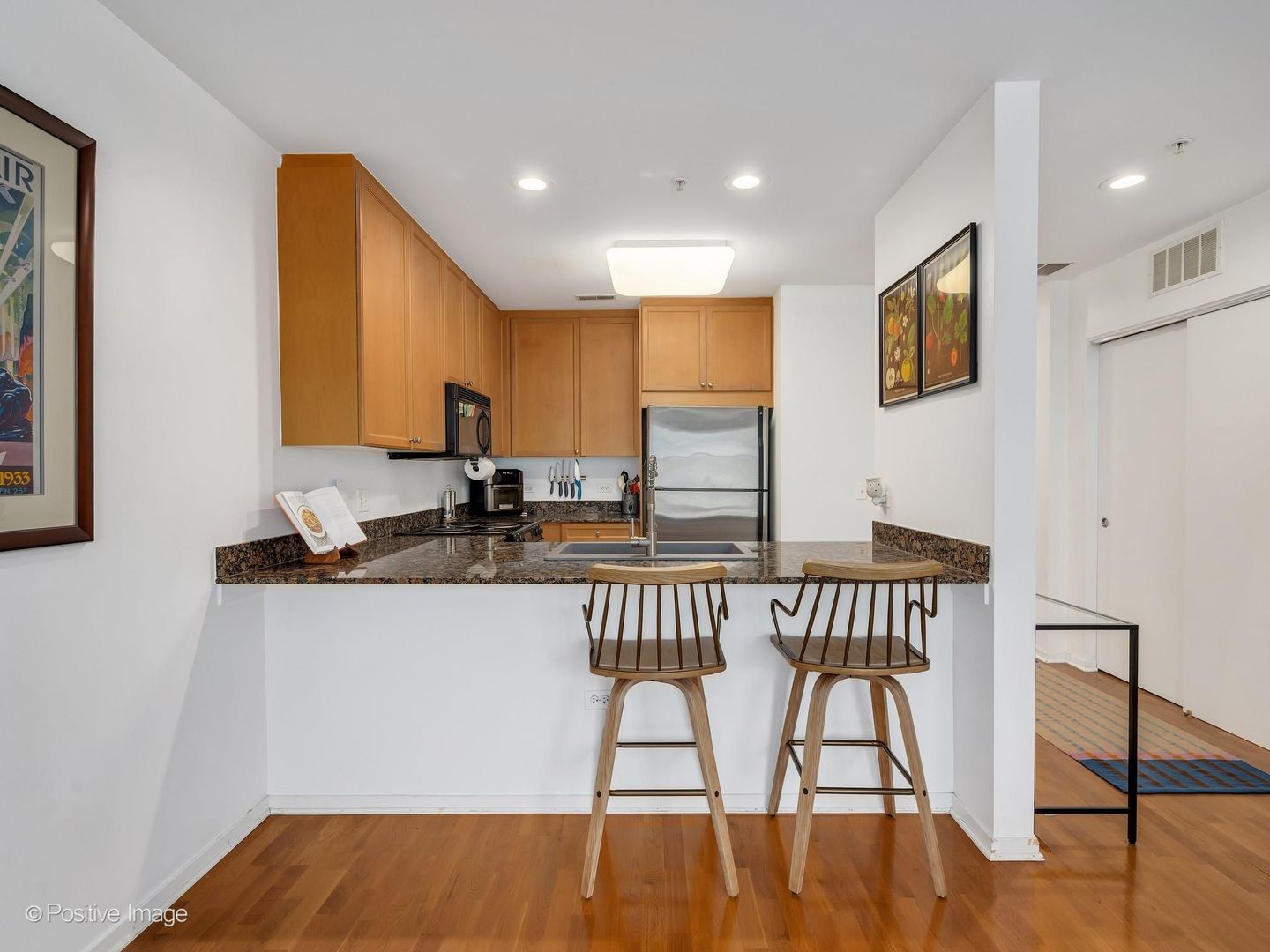 125 N Euclid Avenue Unit: 204