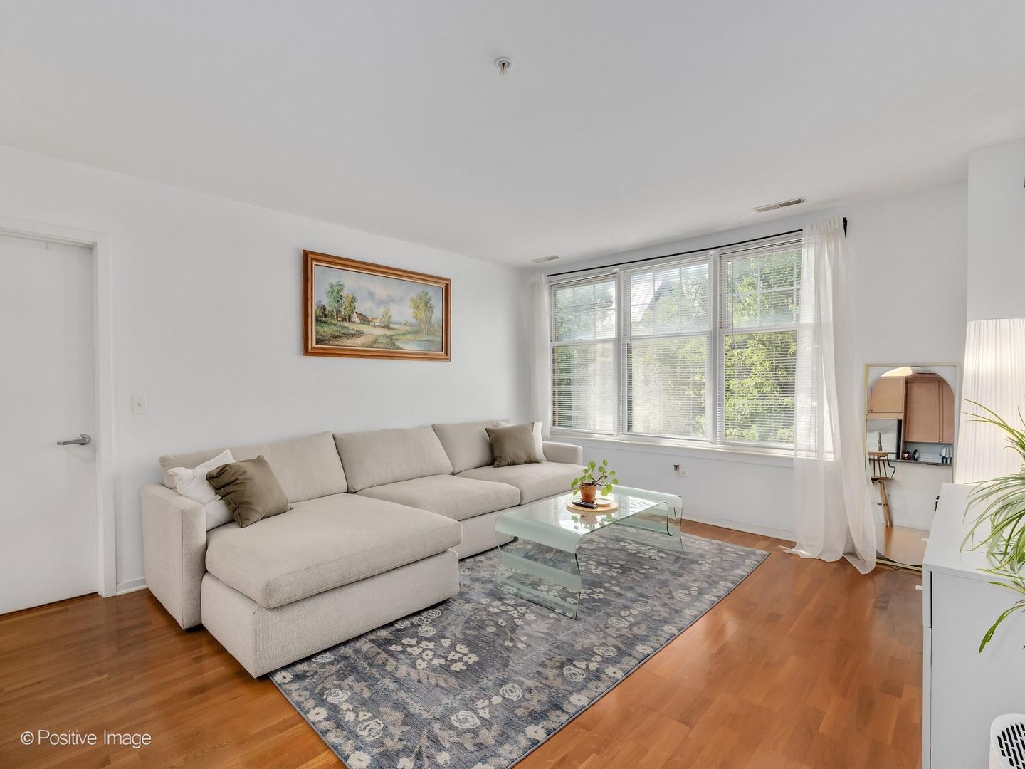 125 N Euclid Avenue Unit: 204