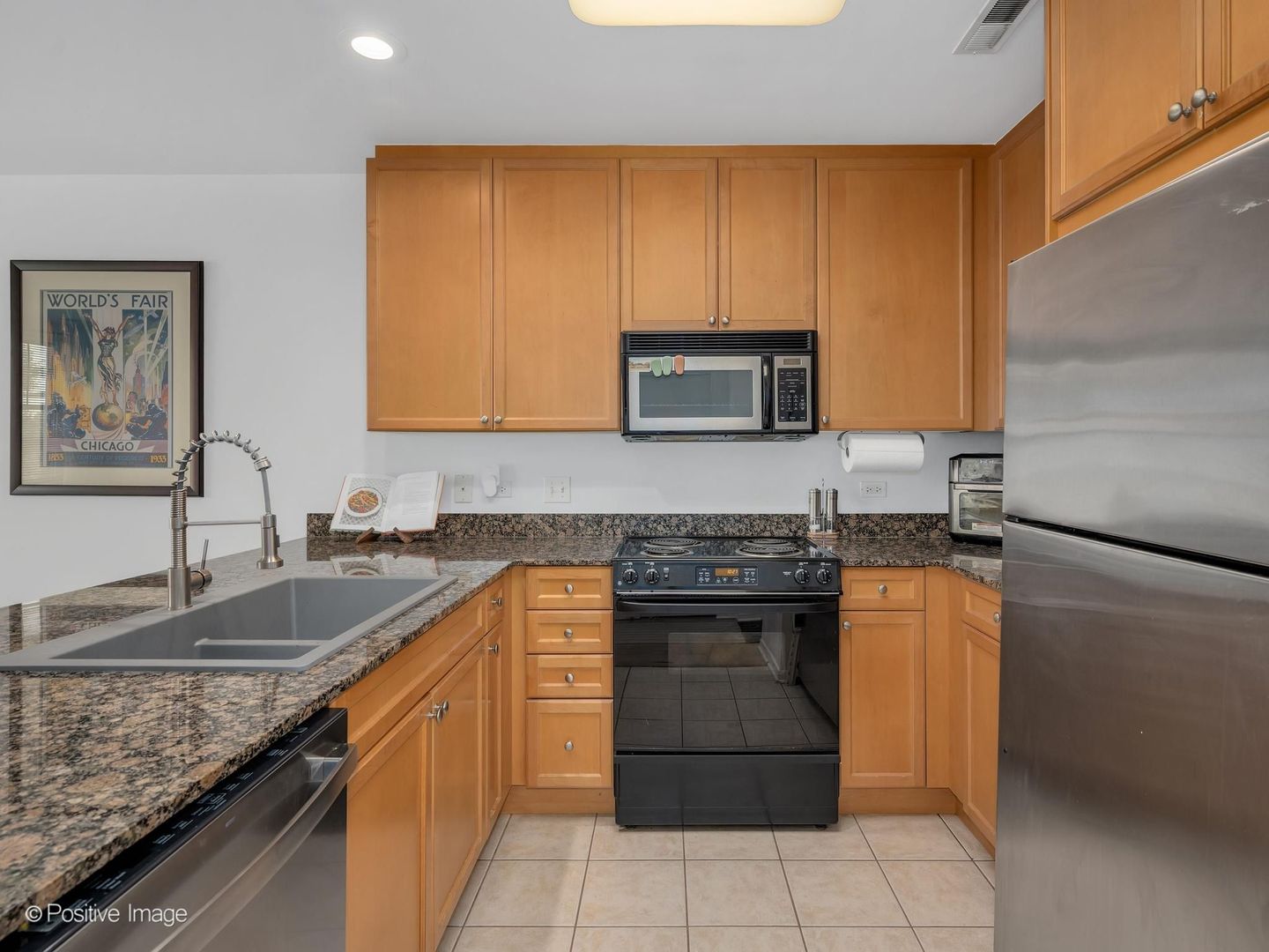 125 N Euclid Avenue Unit: 204