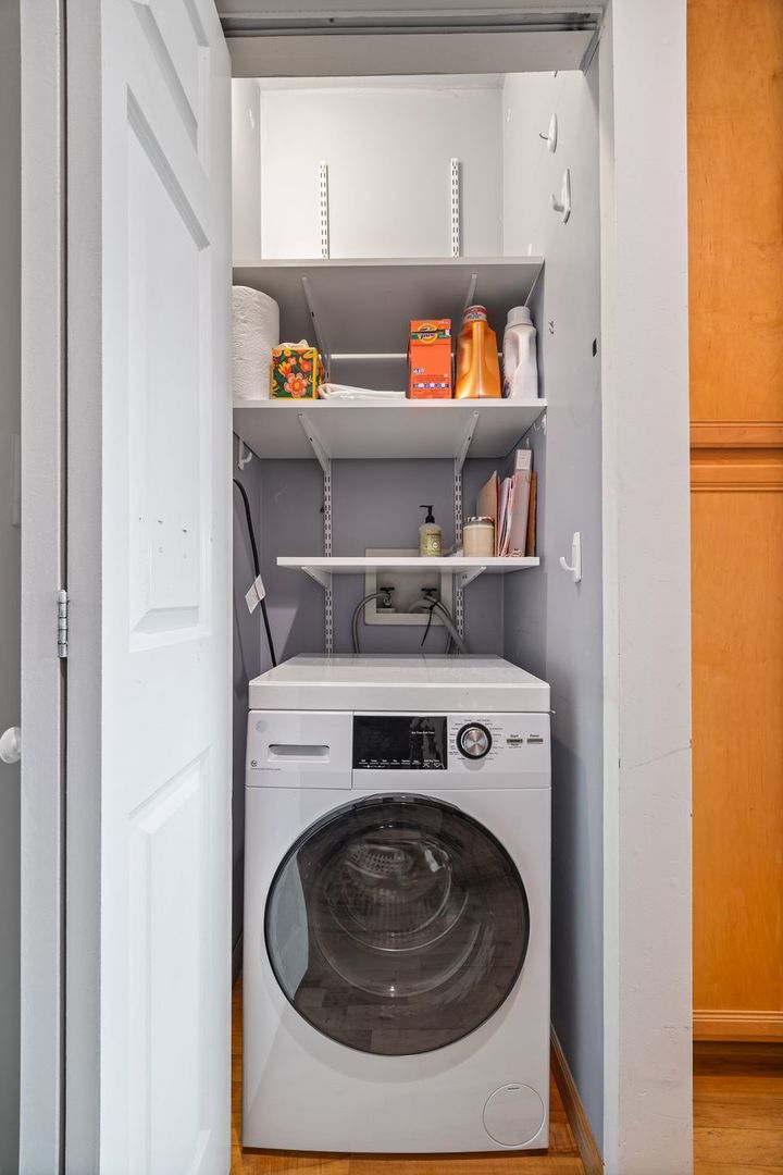 711 Washington Boulevard Unit: 2E