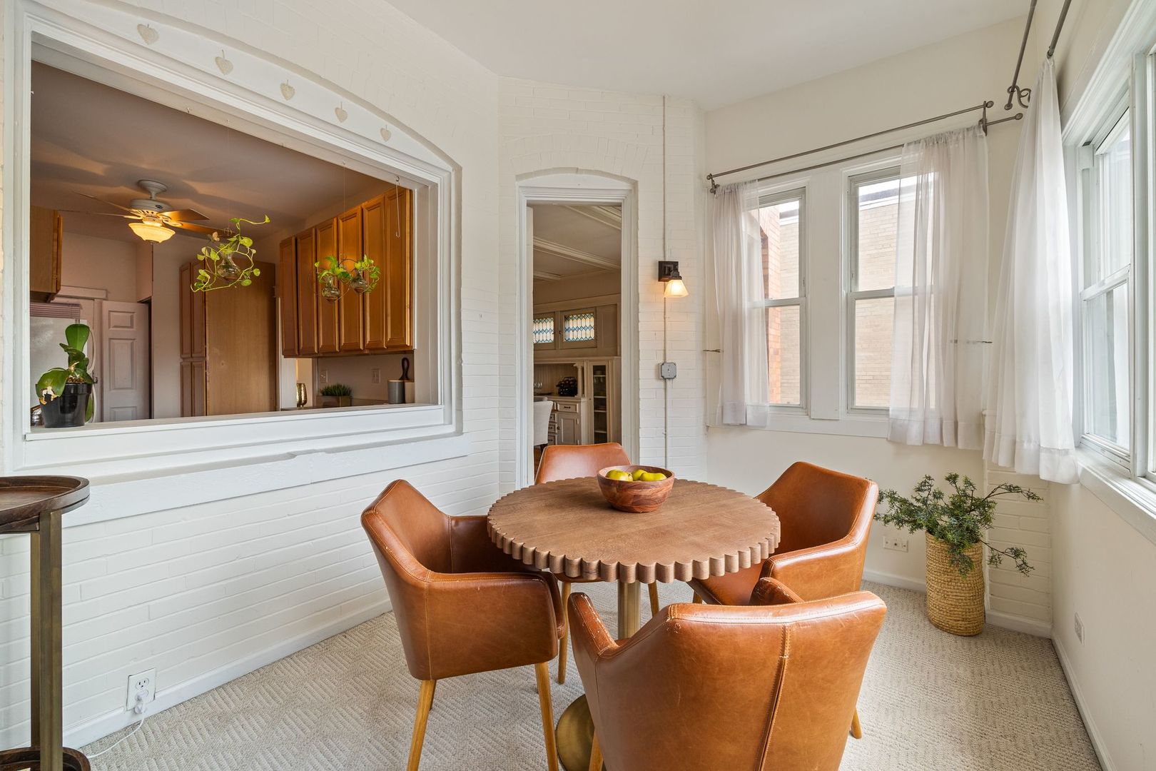 711 Washington Boulevard Unit: 2E