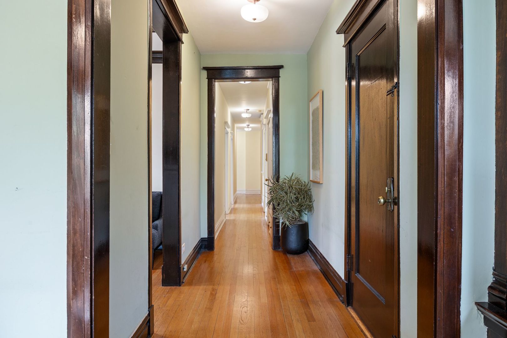 711 Washington Boulevard Unit: 2E