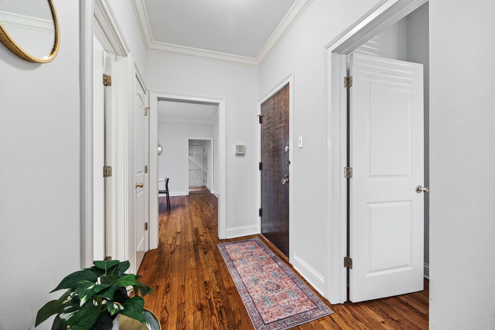 426 S Euclid Avenue Unit: 1N