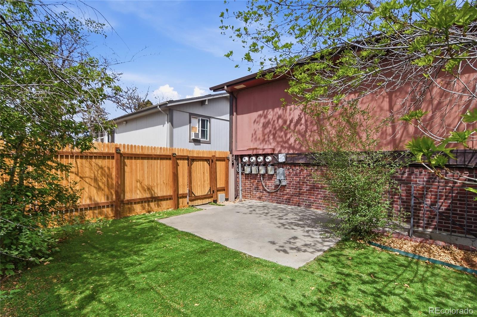 16432 E 13th Place