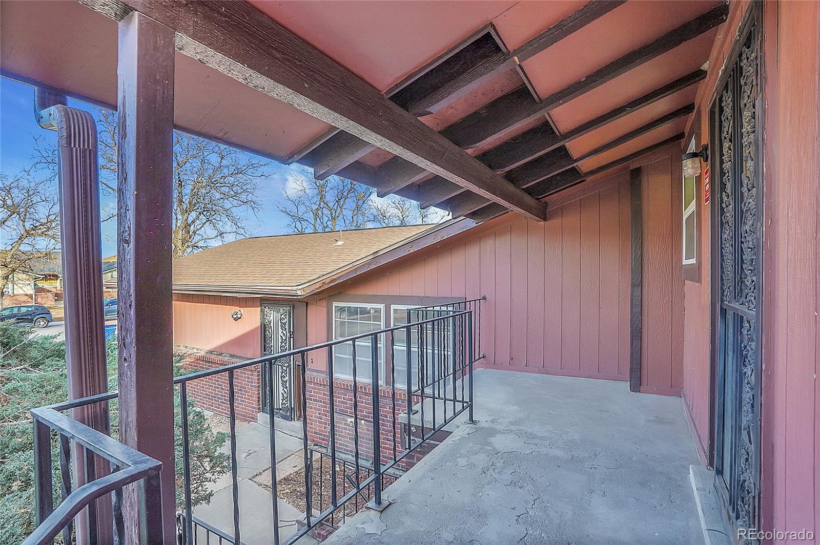 16432 E 13th Place