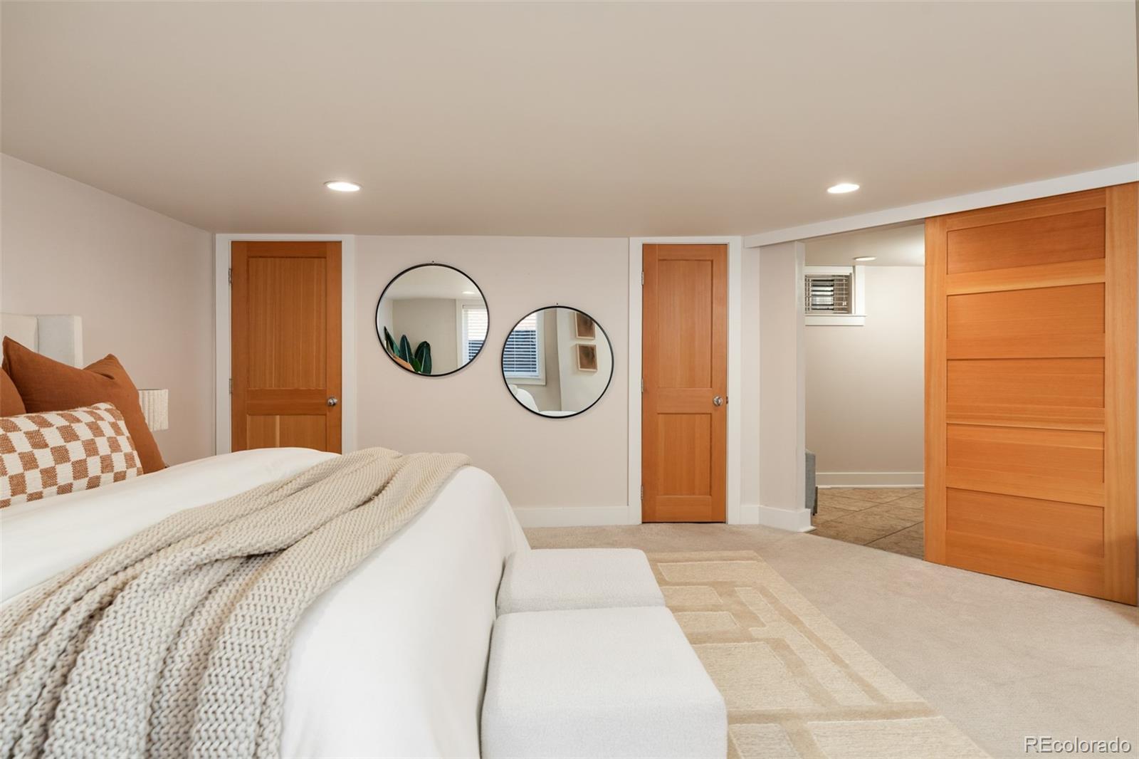 809 Madison Street