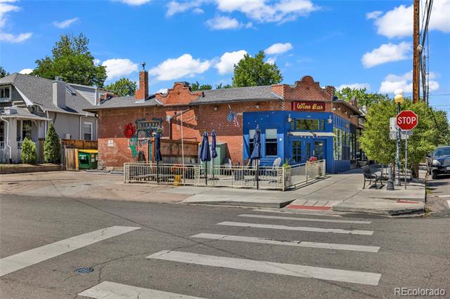 809 Madison Street