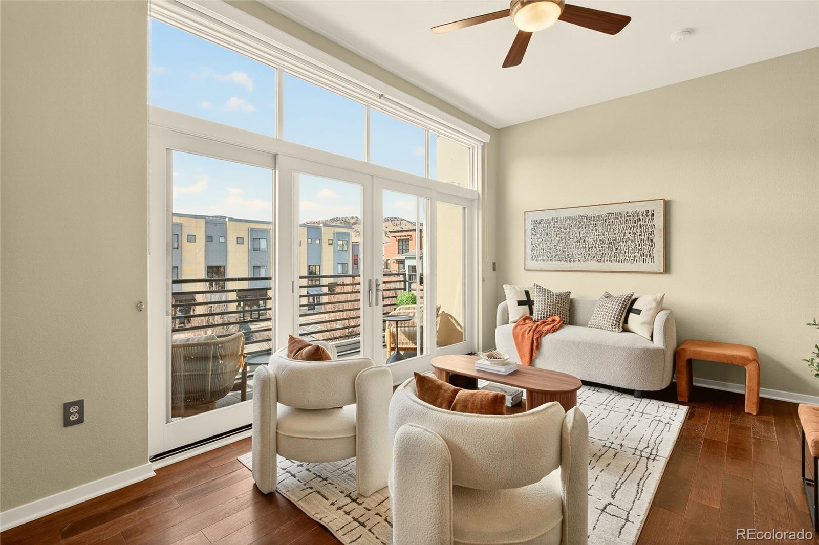 4585 13th Street Unit: 1E